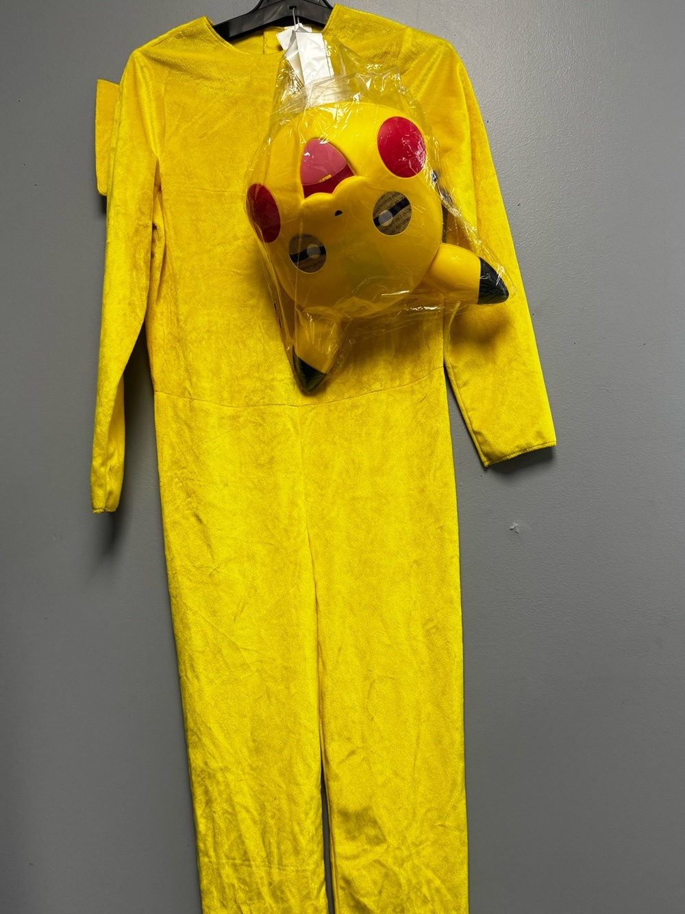 Disguise Yellow Pikachu-Style large 10-12 Kids Costume with Mask